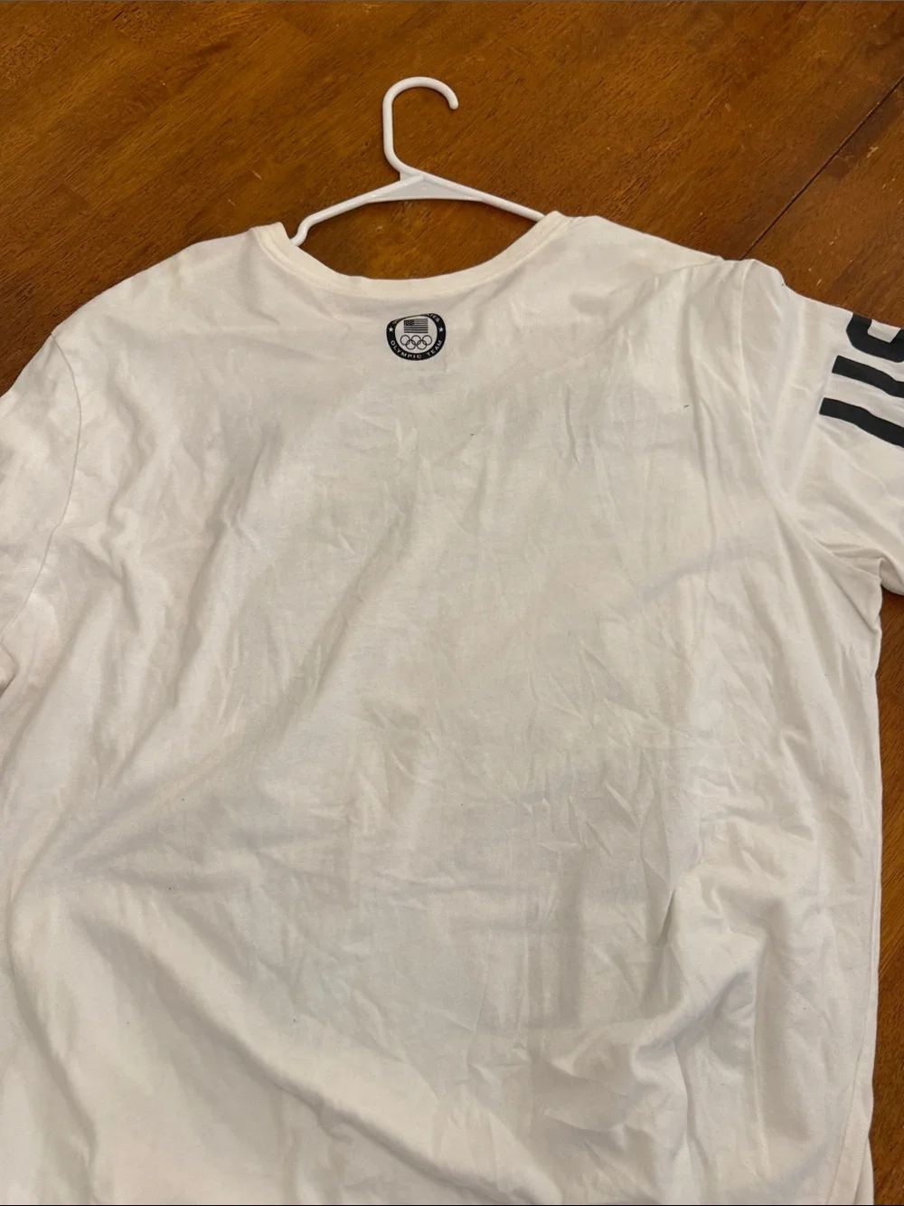 Nike White Short Sleeve Tee with Black Eagle Graphic xxl